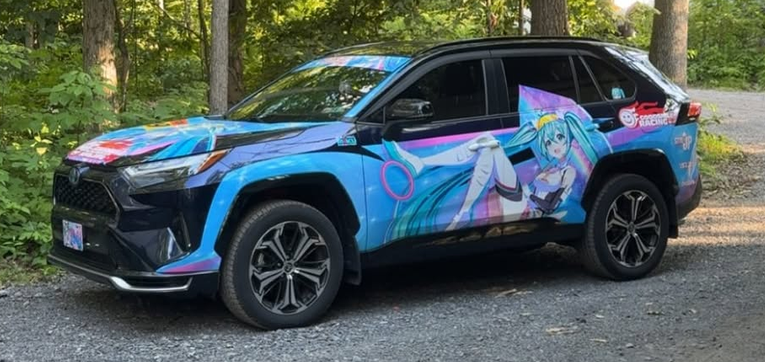 Hatsune Miku-themed Toyota RAV4. 