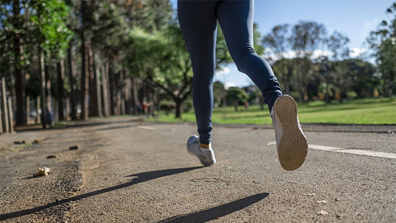 Runners are fucking weird